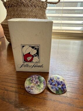 Miller & Rhoads Hand-Painted Floral Porcelain Broaches - Purple Violets